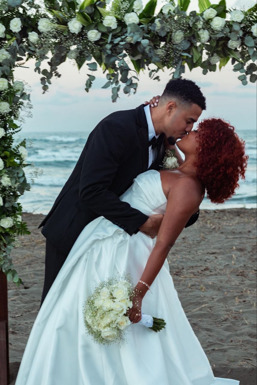 Intimate Caribbean wedding ceremony in Westfalia, Limón, Costa Rica